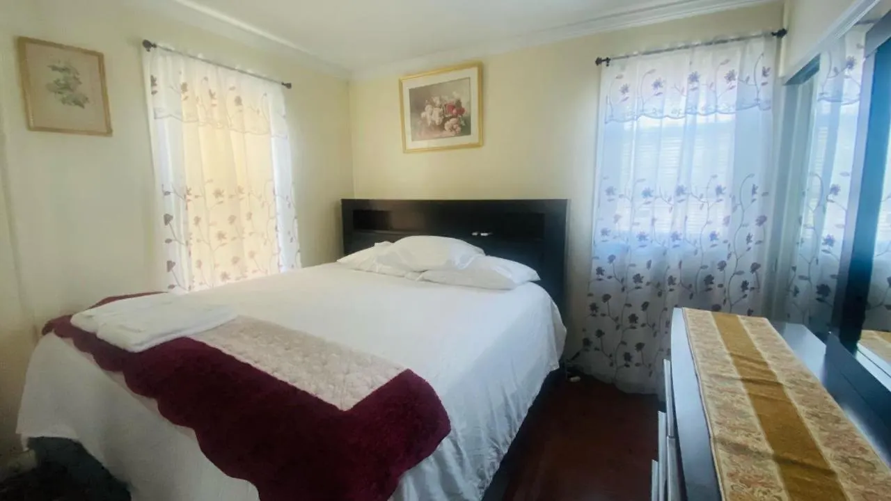 Minutes From Jfk, Beautiful Home With Peaceful, Cosy, Private Room New York United States