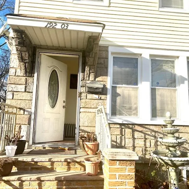 Homestay Minutes From Jfk, Beautiful Home With Peaceful, Cosy, Private Room New York